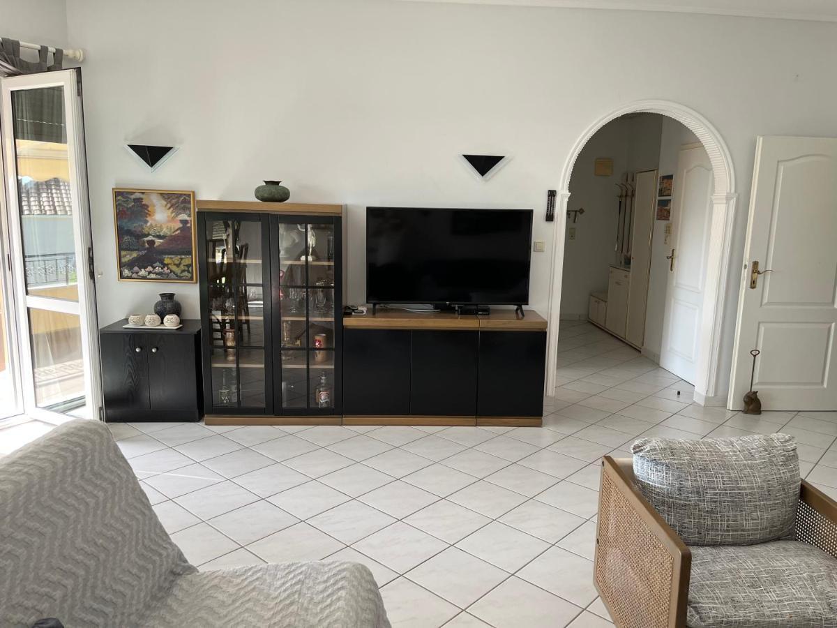 Villa Chita'S House à Paralia Vrachou Extérieur photo